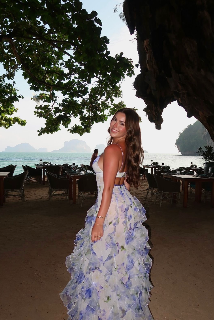 ANISA – BLUMENKLEID MIT VOLANTS UND SPAGHETTITRÄGERN 3