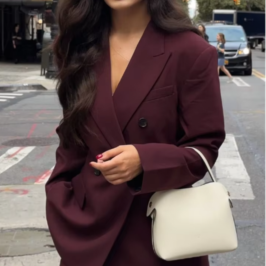 VIVIENNE – OVERSIZED BLAZER IN BURGUNDERROT