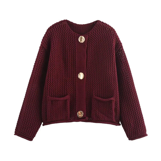 ALINA – WEICHER STRICK-CARDIGAN MIT GOLDKNÖPFEN IN WEINROT 1