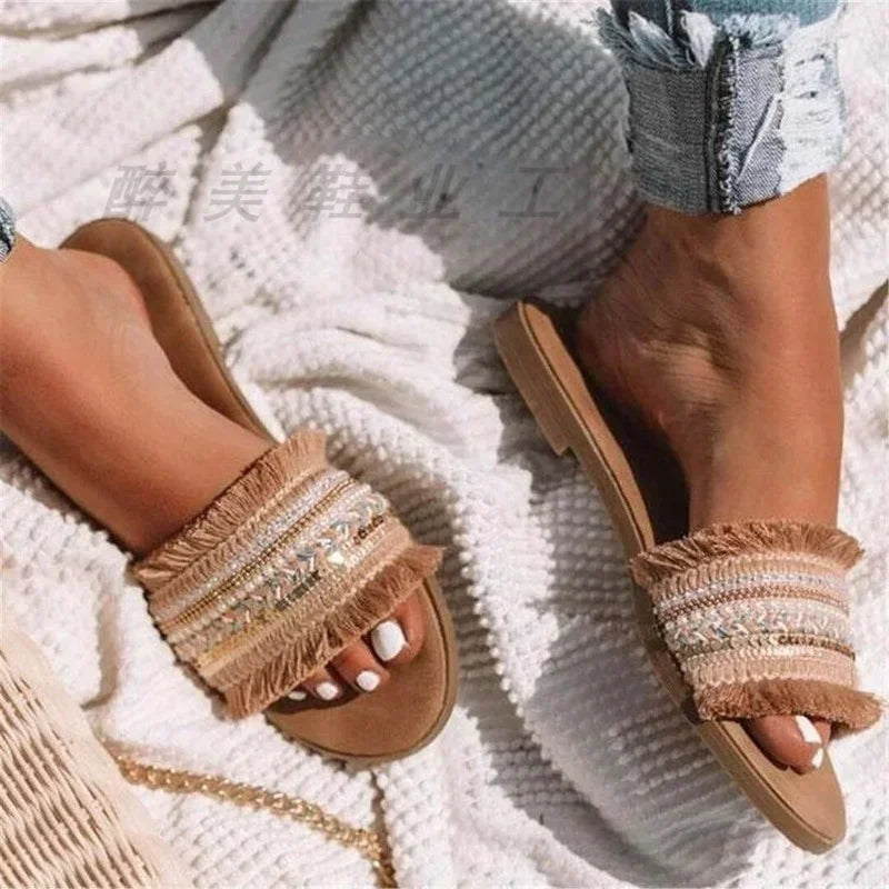 SOLA – FLACHE SOMMERSANDALE MIT PERLENDETAILS 2