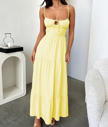 SARAMÉA – MAXIKLEID MIT TIEFEM DEKOLLETÉ UND SPAGHETTITRÄGERN 1