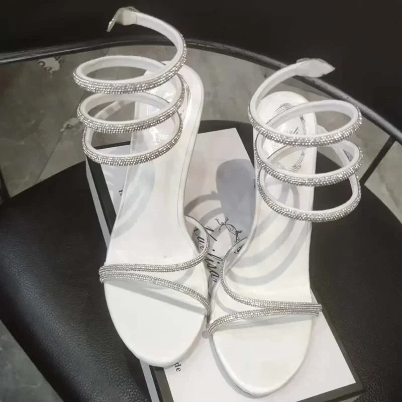 YASMINA – HIGH HEELS MIT KNÖCHELSPIRALE & STRASSDETAILS 2