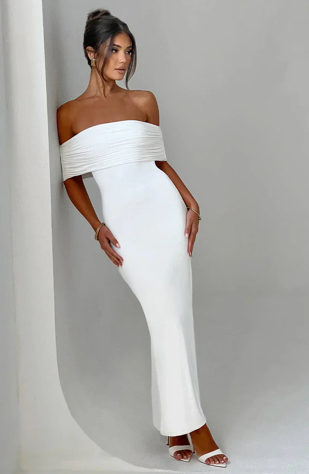 CELINE – OFF-SHOULDER ABENDKLEID 1